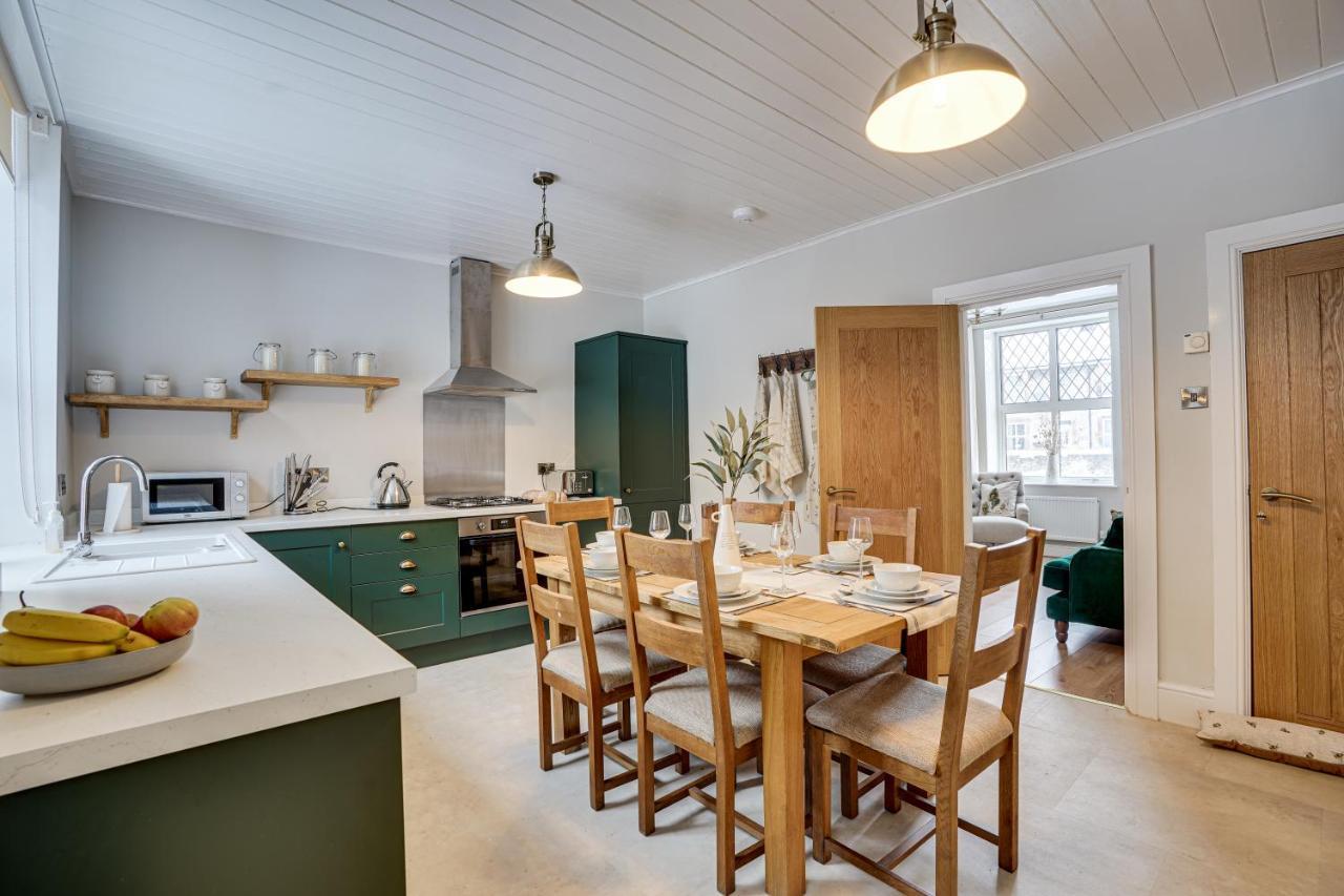 Sage Cottage: Homely, Cosy With Log Burner Holiday home *